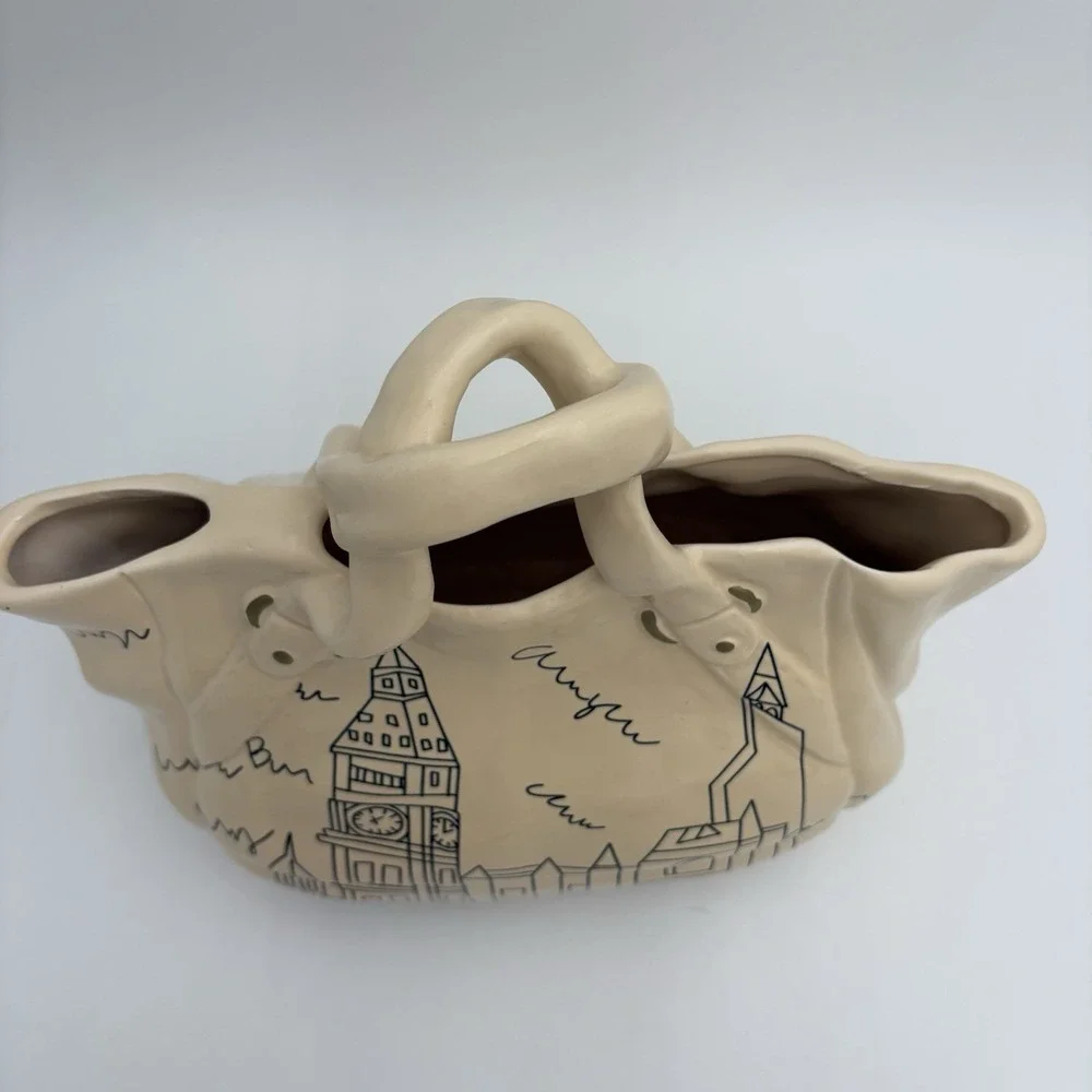 World Traveler Ceramic‎ Handbag Flower Vase Kirkland's Belltower